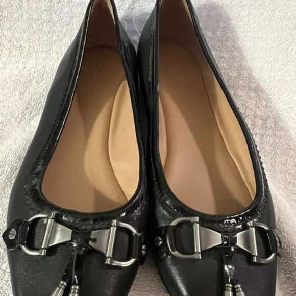 Size 9 - Aerosoles - Black Slip-On Flats - Picture 6 of 8